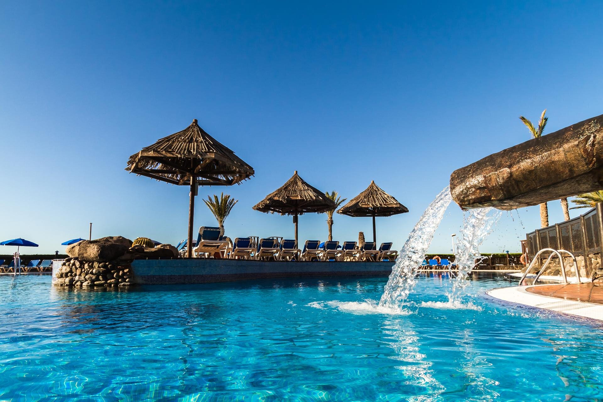 BlueBay Beach Club photo 2