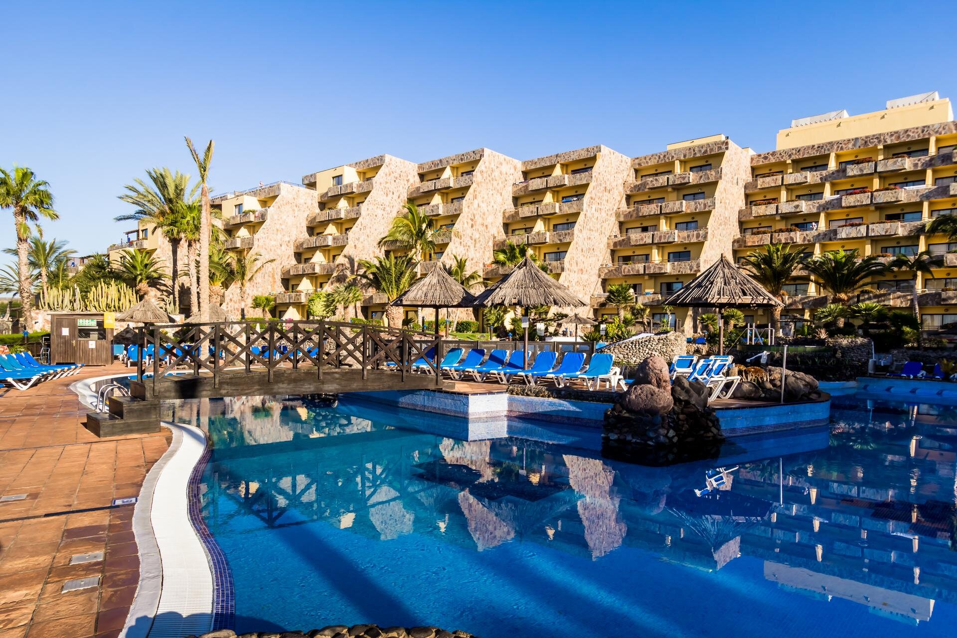 BlueBay Beach Club photo 4