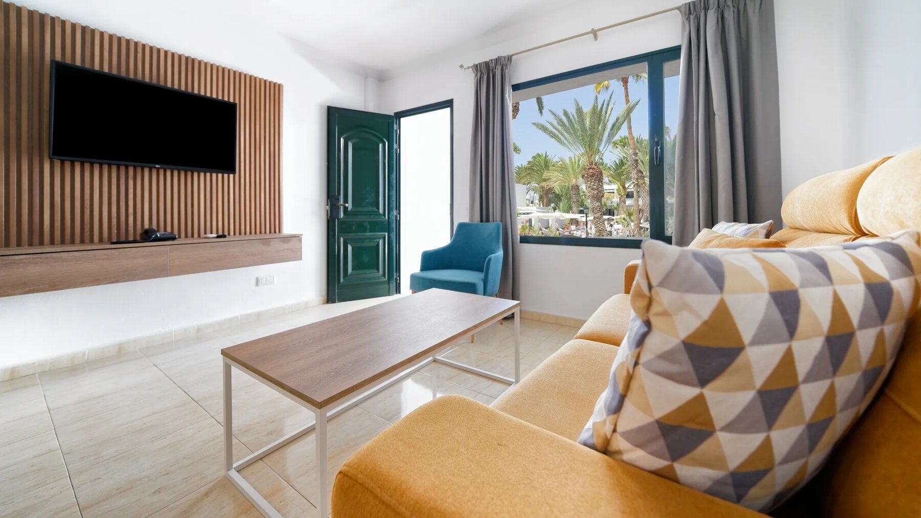 BLUESEA Playa Club photo 4