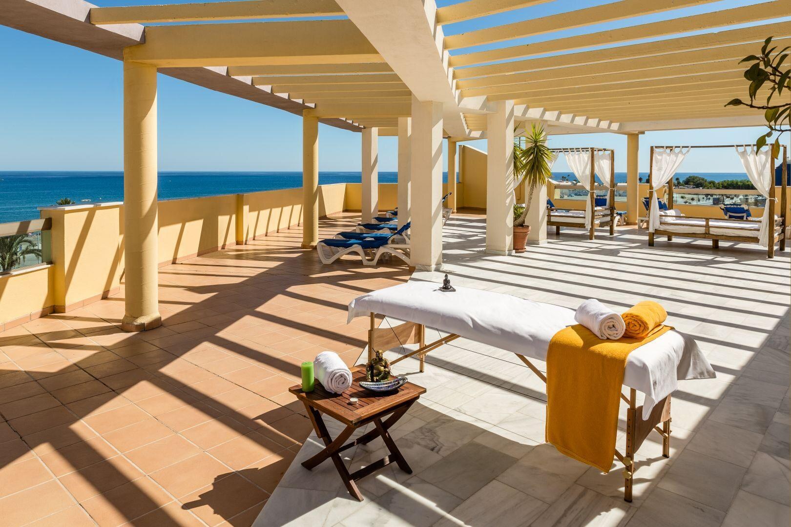 BQ Andalucia Beach Hotel photo 3