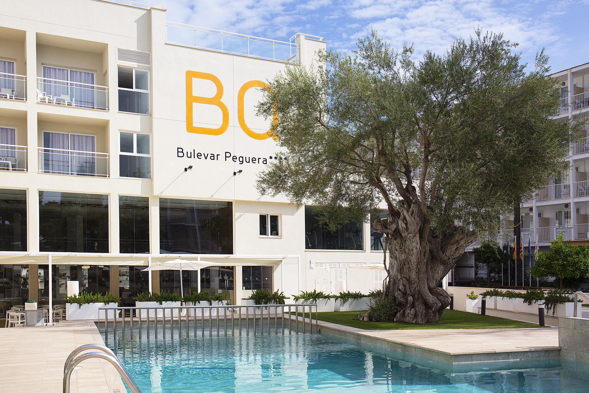 BQ Bulevar Peguera Hotel photo 2