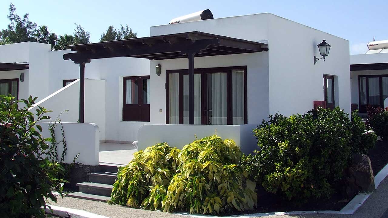 Bungalows Playa Limones photo 4
