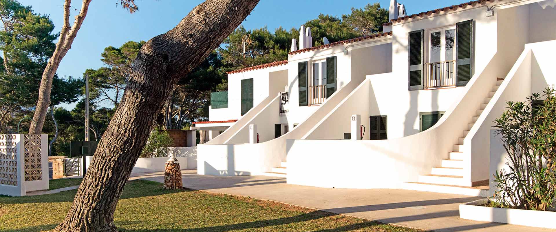 Cala Blanca Apartments