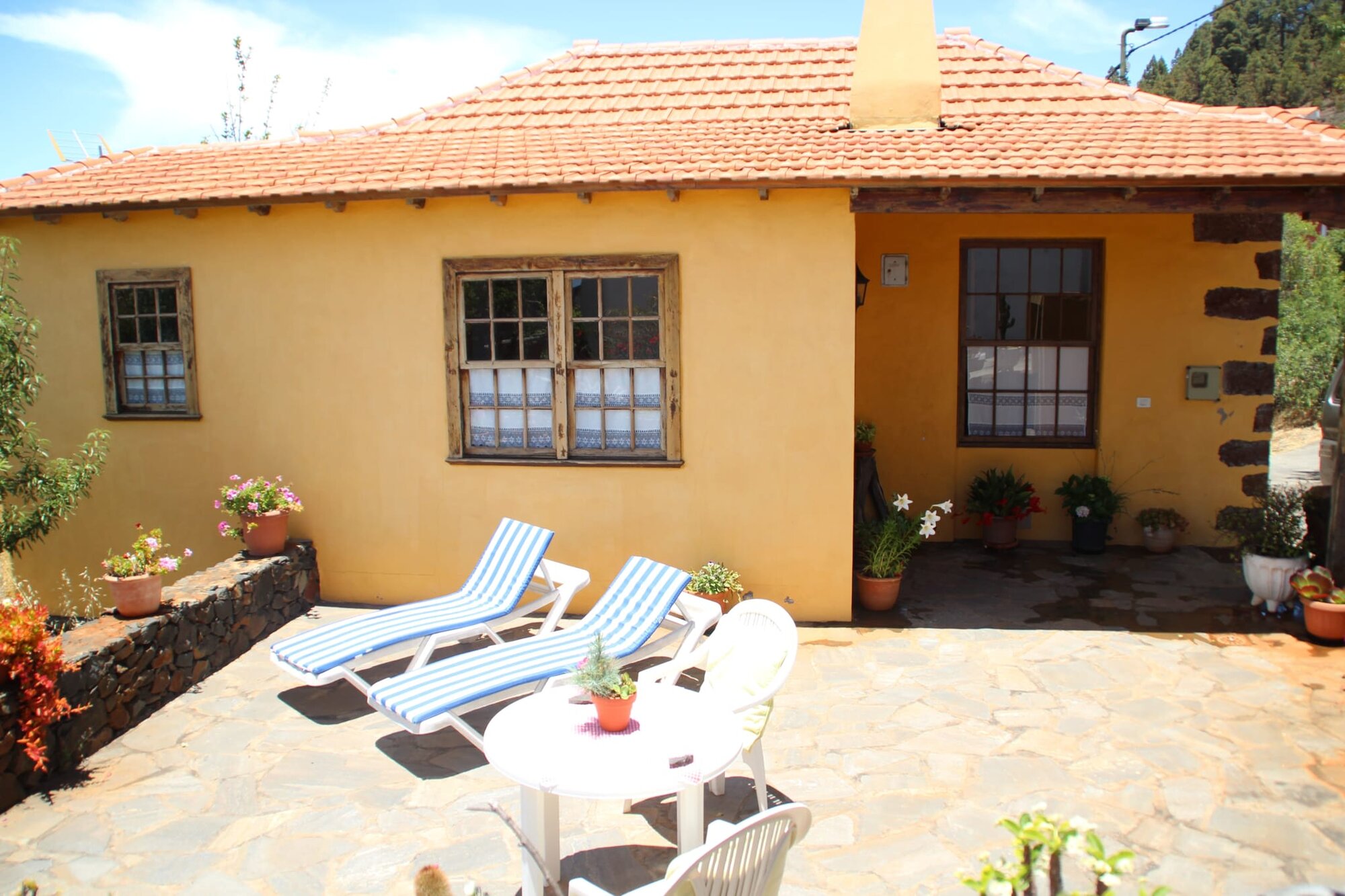 Casas Rurales Los Marantes photo 2