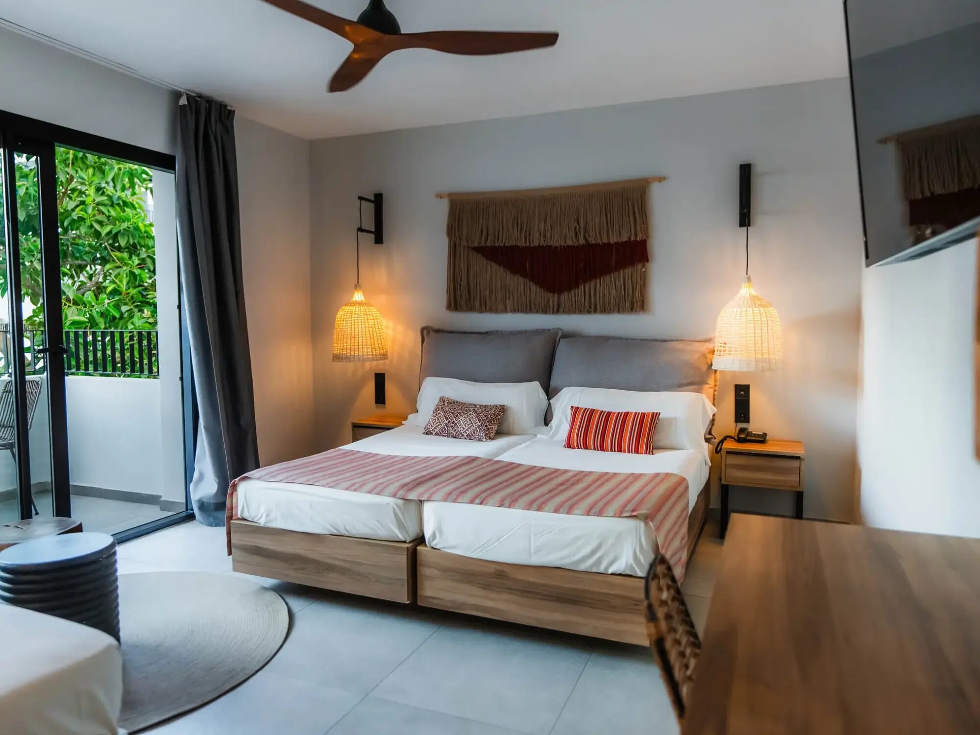 Casita Blanca Apartments photo 6