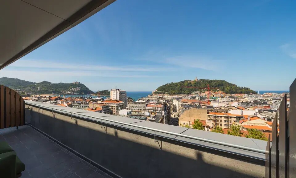 Catalonia Donosti photo 3