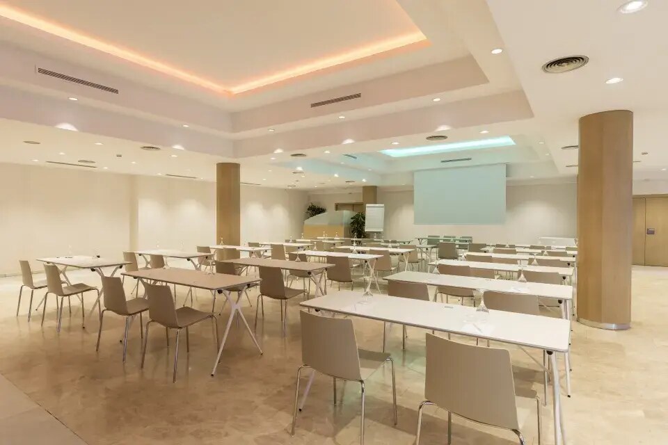Catalonia Gran Hotel Verdi photo 10