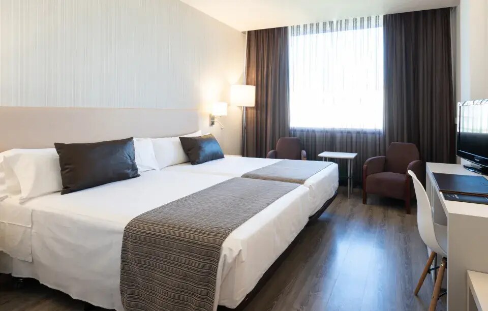 Catalonia Gran Hotel Verdi photo 6