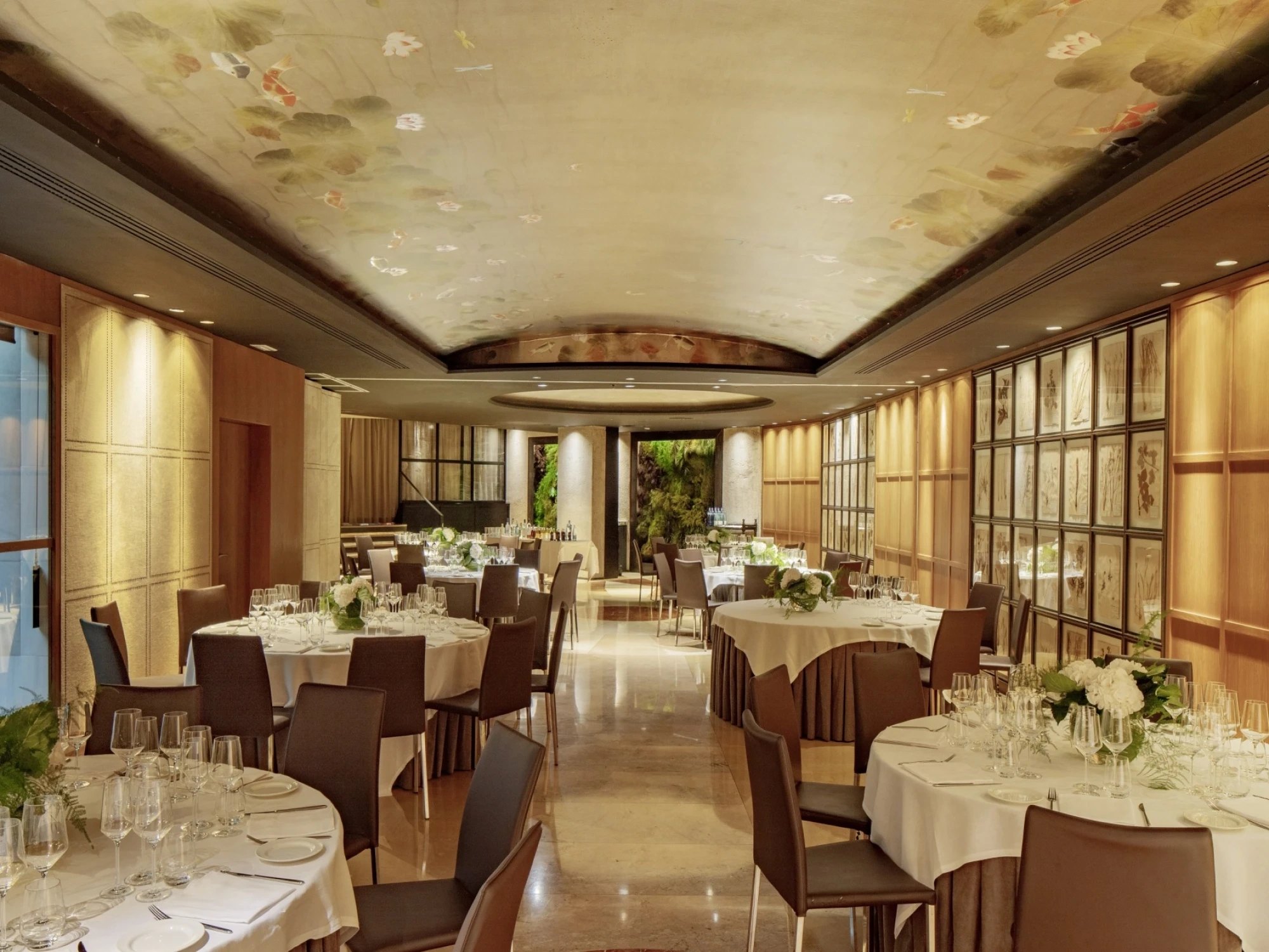 Claris Hotel & Spa photo 4