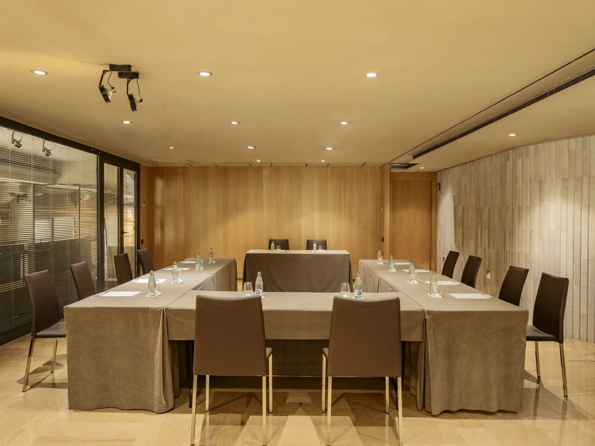 Claris Hotel & Spa photo 9