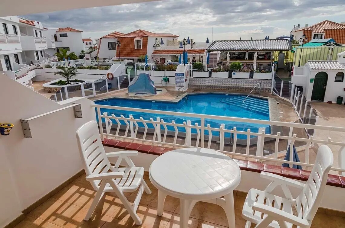 Club Tenerife Apartments photo 4