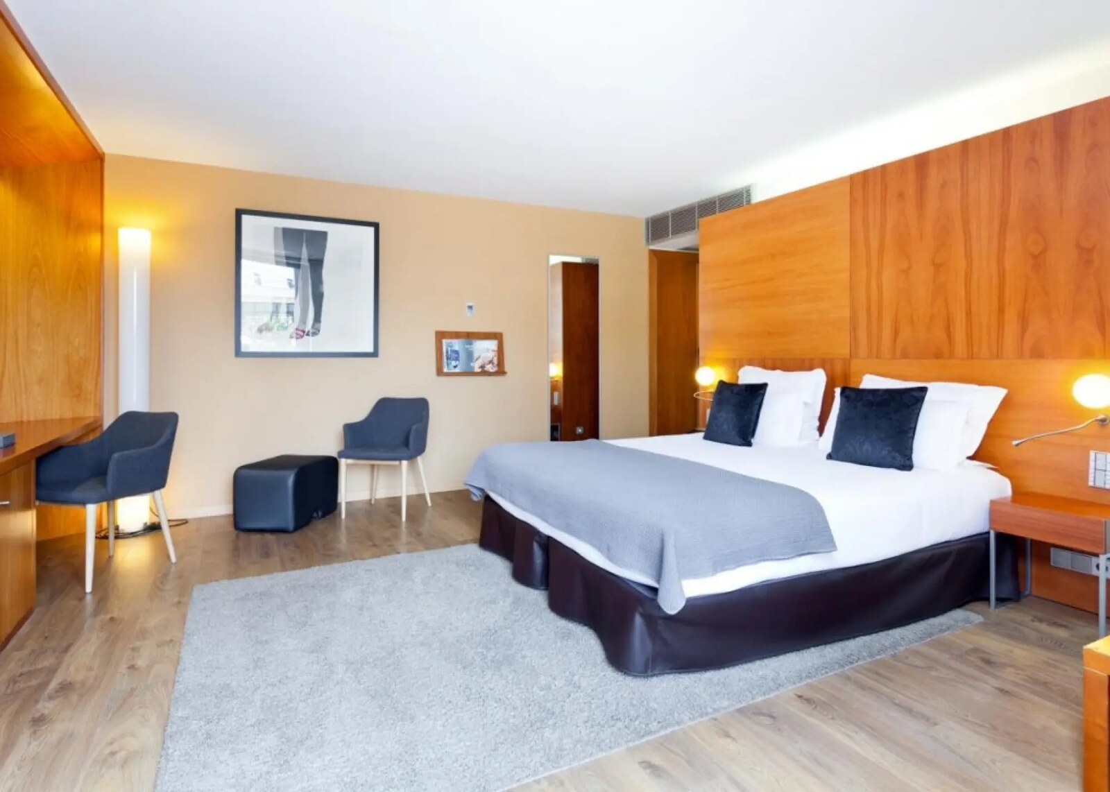 Hotel Condes de Barcelona photo 7