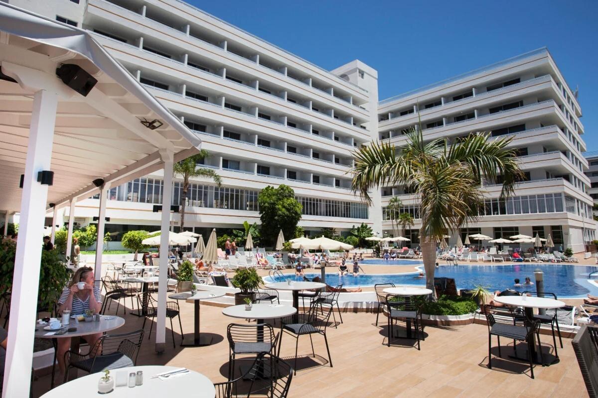 Coral Suites & Spa photo 2
