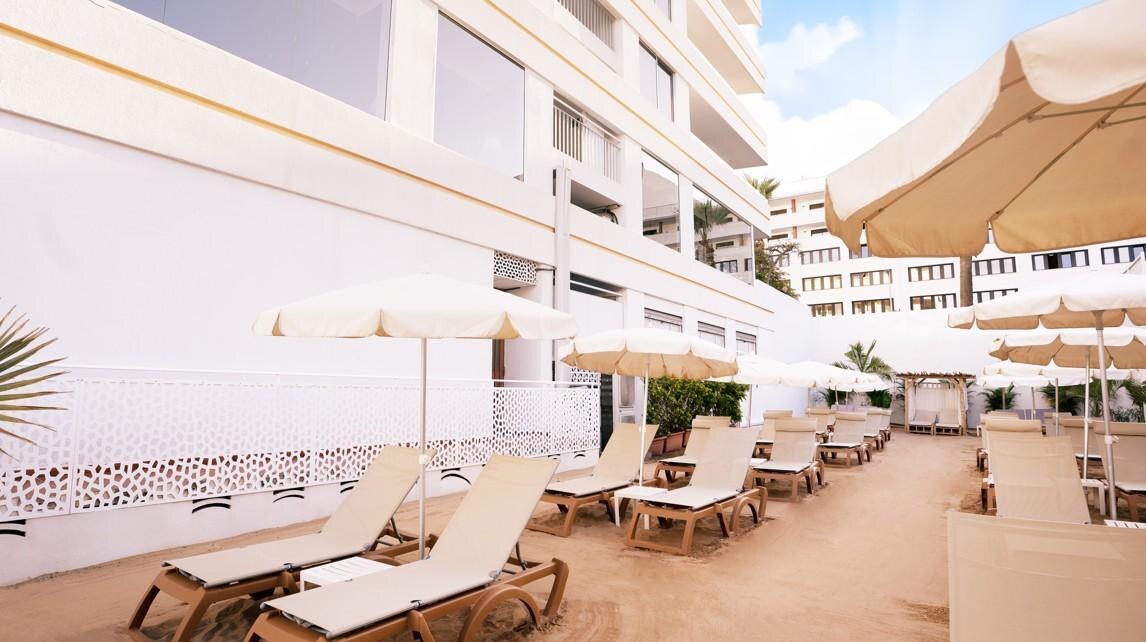 Coral Suites & Spa photo 4