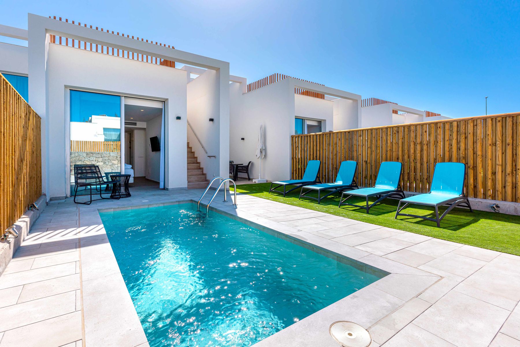 Resort Cordial Santa Águeda & Perchel Beach Club photo 4