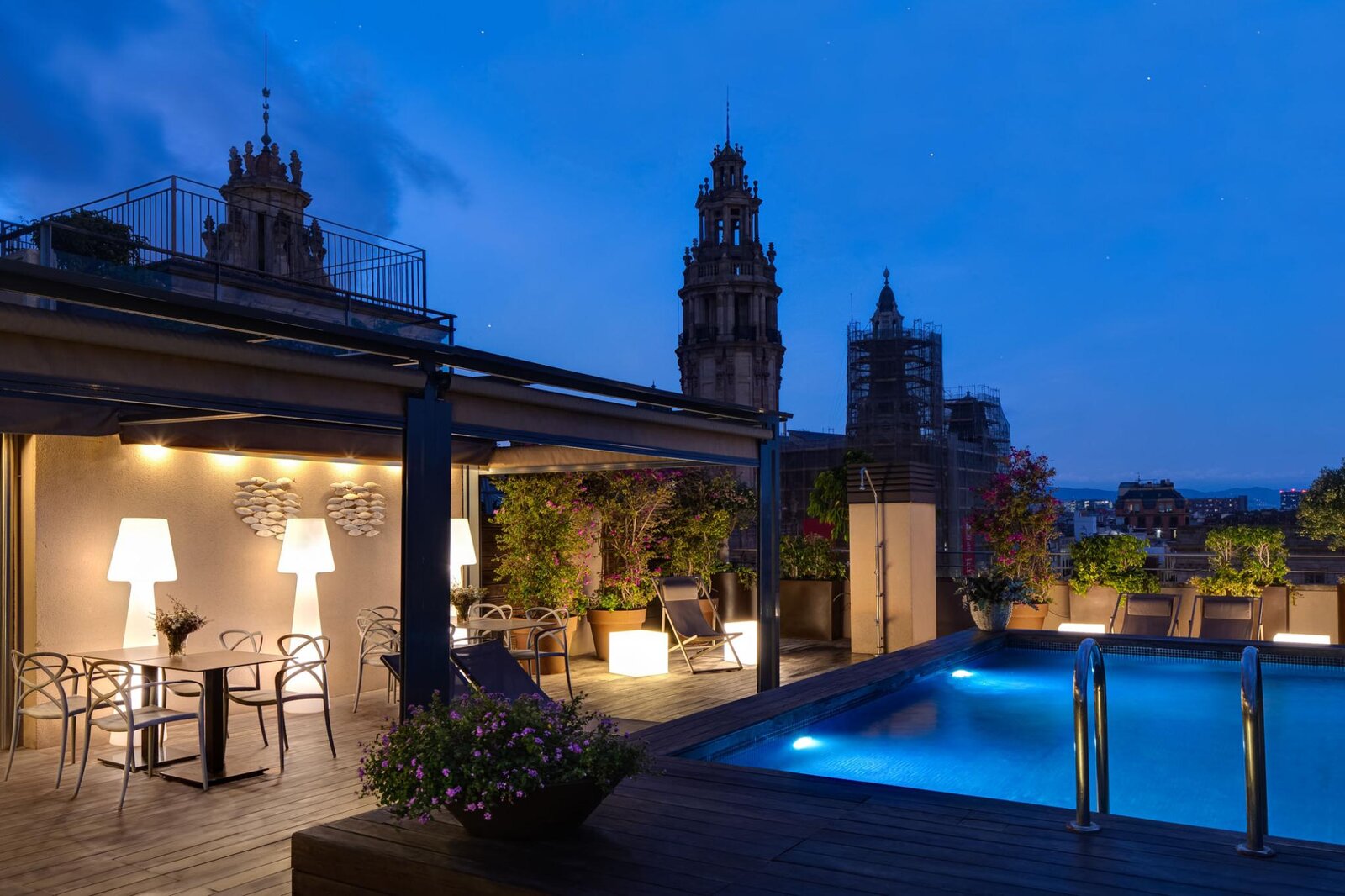 Duquesa Suites photo 3