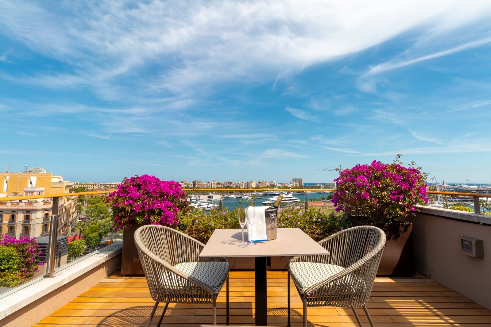 Duquesa Suites photo 4