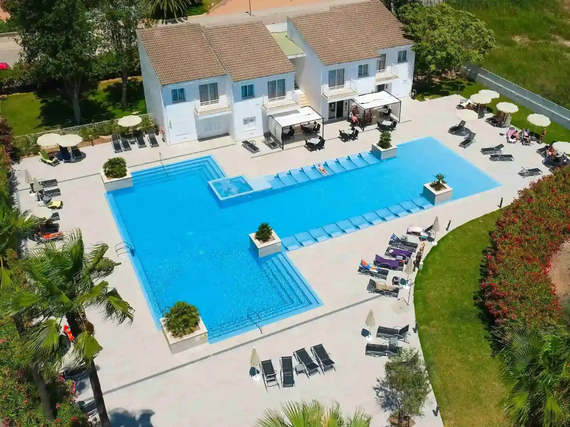 Eix Lagotel Holiday Resort photo 6
