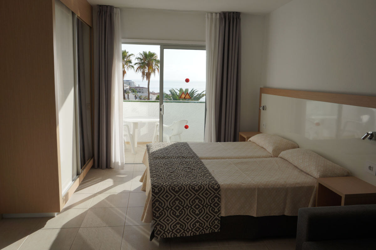 El Sombrero Apartments photo 7