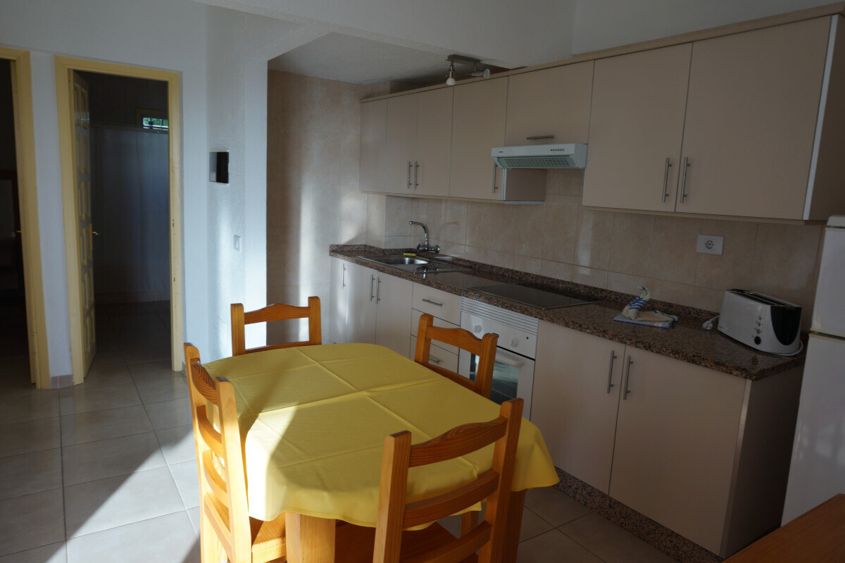 El Sombrero Apartments photo 8