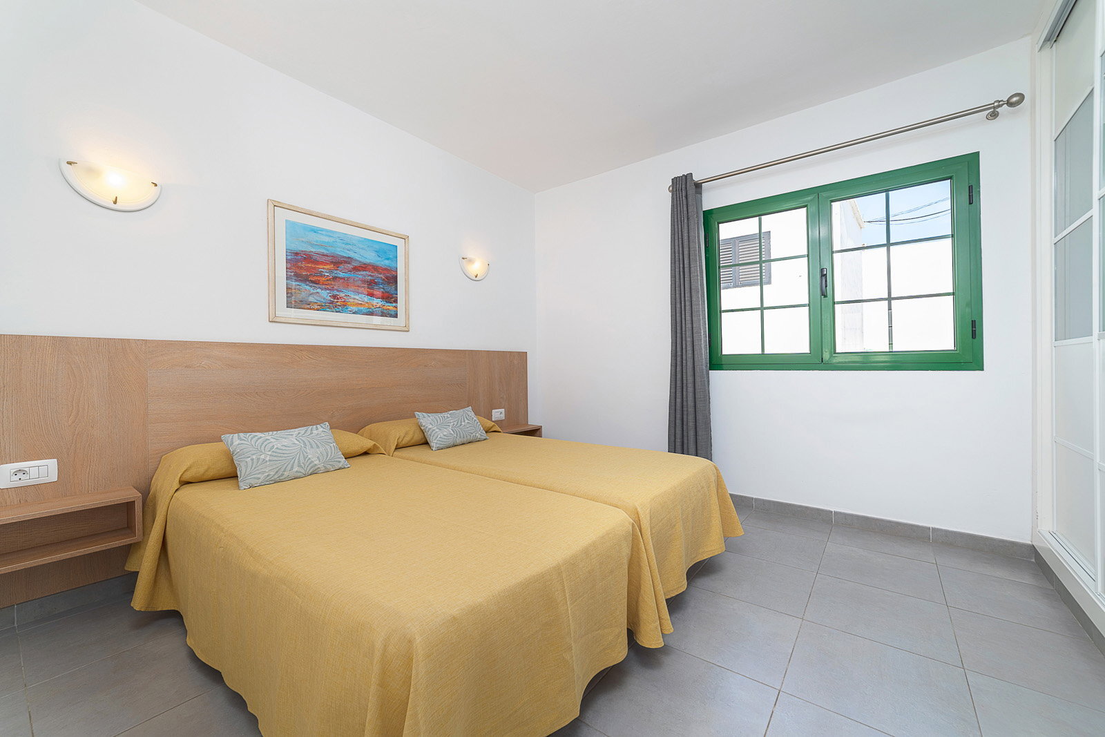 Elena Apartments photo 6
