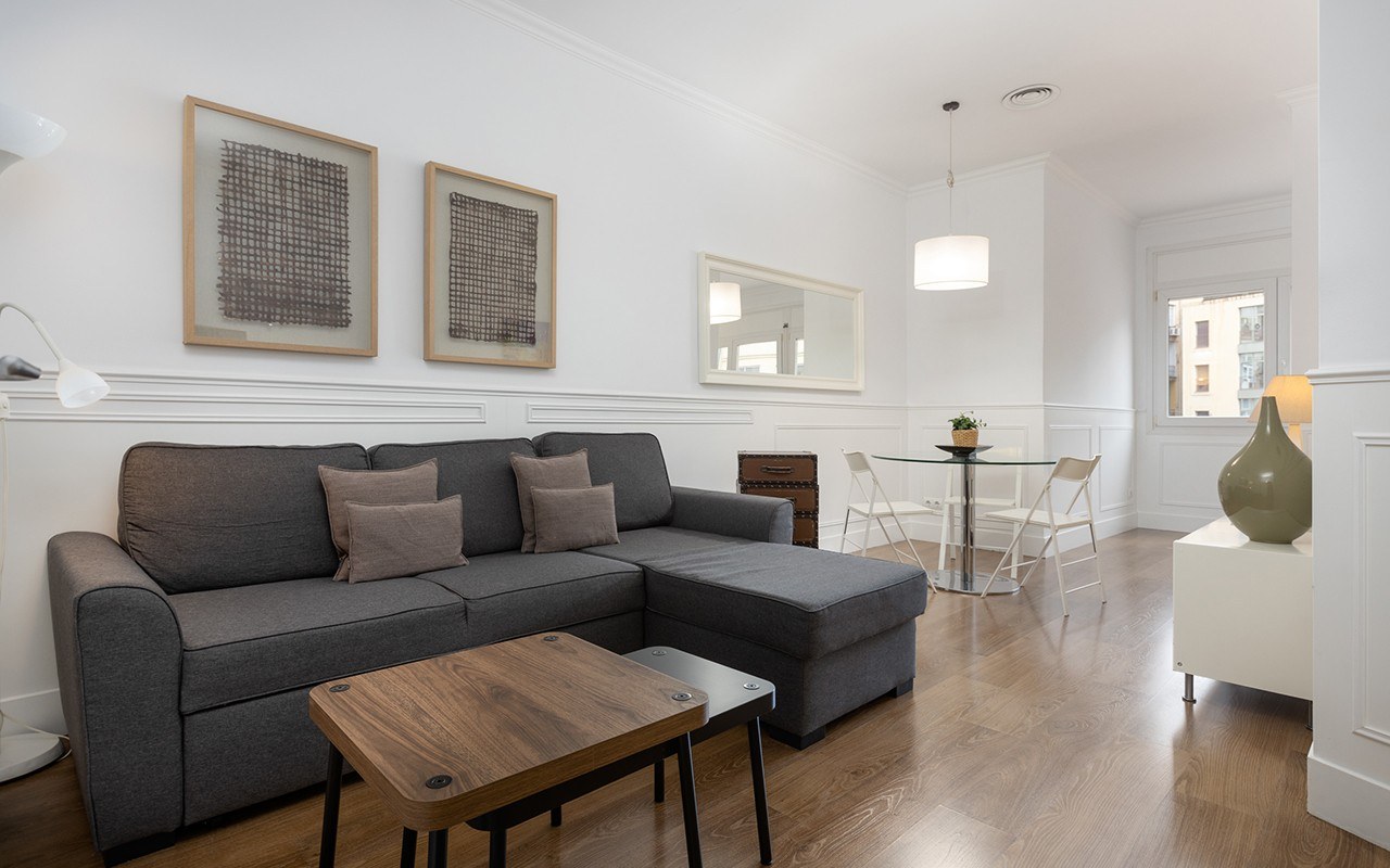 Enjoybcn Coliseum Apartments photo 1