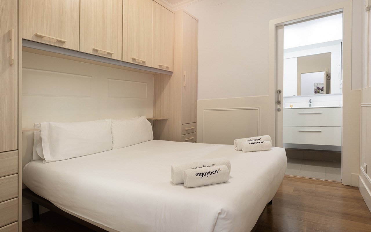 Enjoybcn Coliseum Apartments photo 6