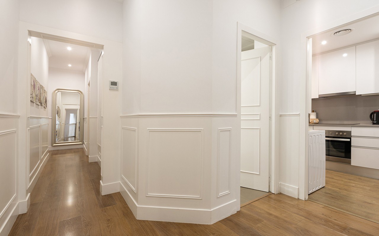 Enjoybcn Coliseum Apartments photo 9
