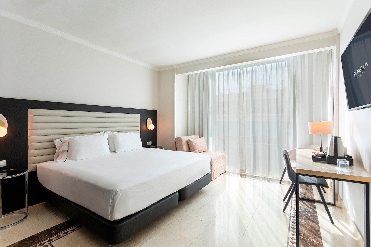 Eurostars Cristal Palace