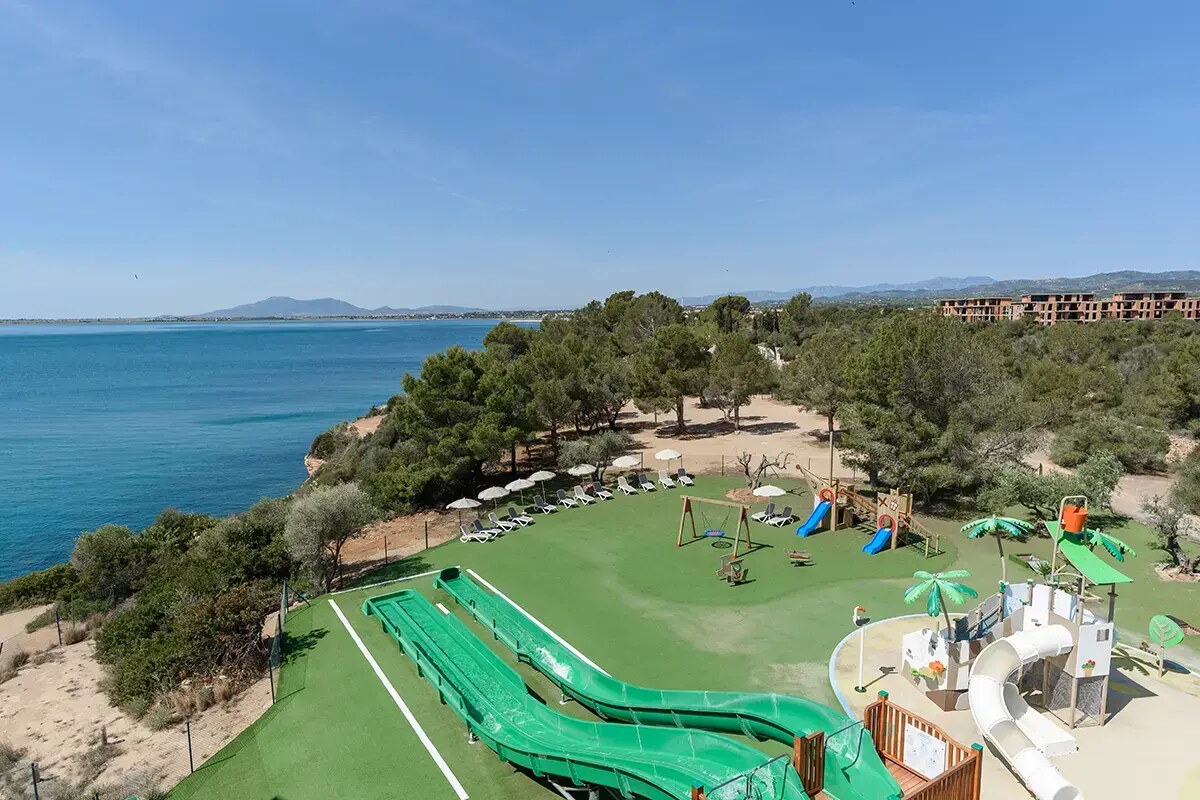 Fergus Cap Roig photo 2