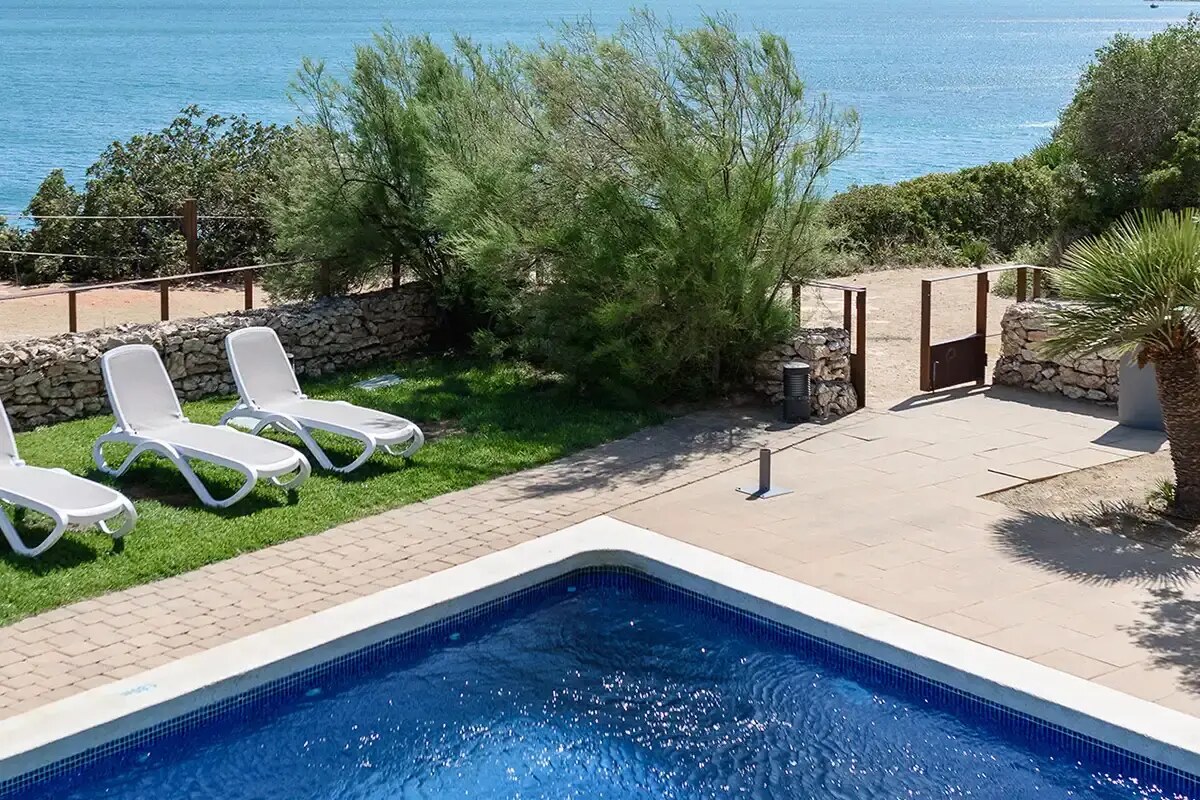 Fergus Cap Roig photo 5