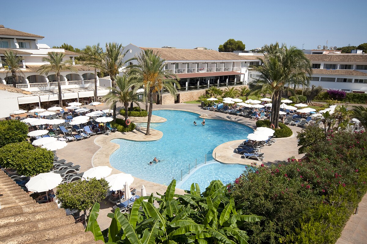 FERGUS Club Font de Sa Cala Beach photo 1