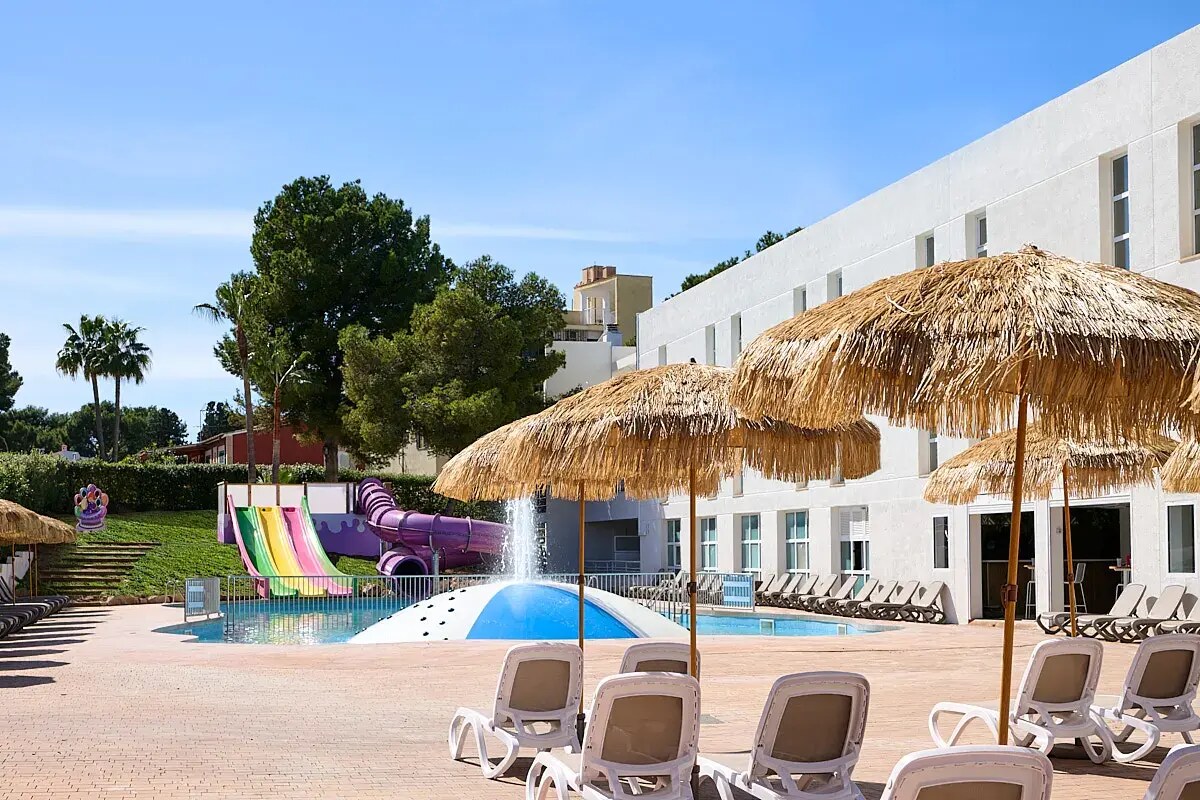 FERGUS Club Palmanova Park photo 3