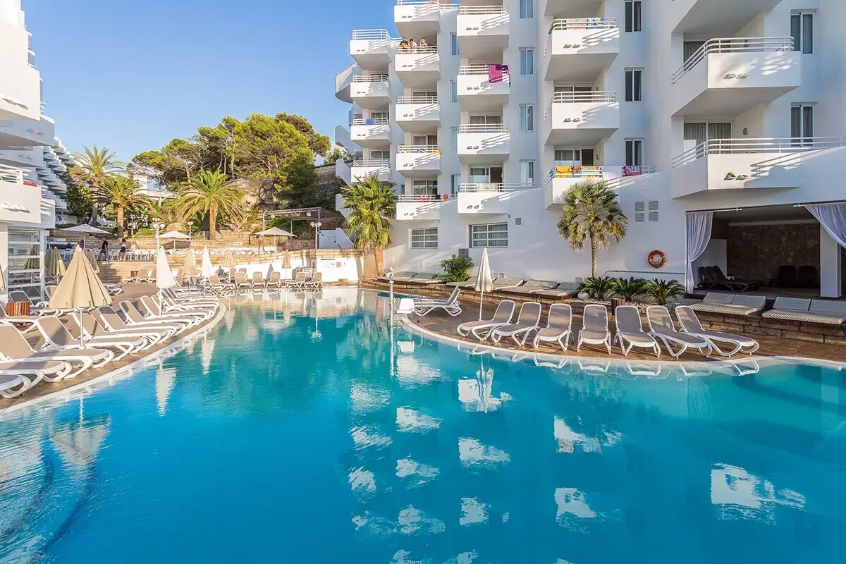 FERGUS Style Cala Blanca Suites photo 2