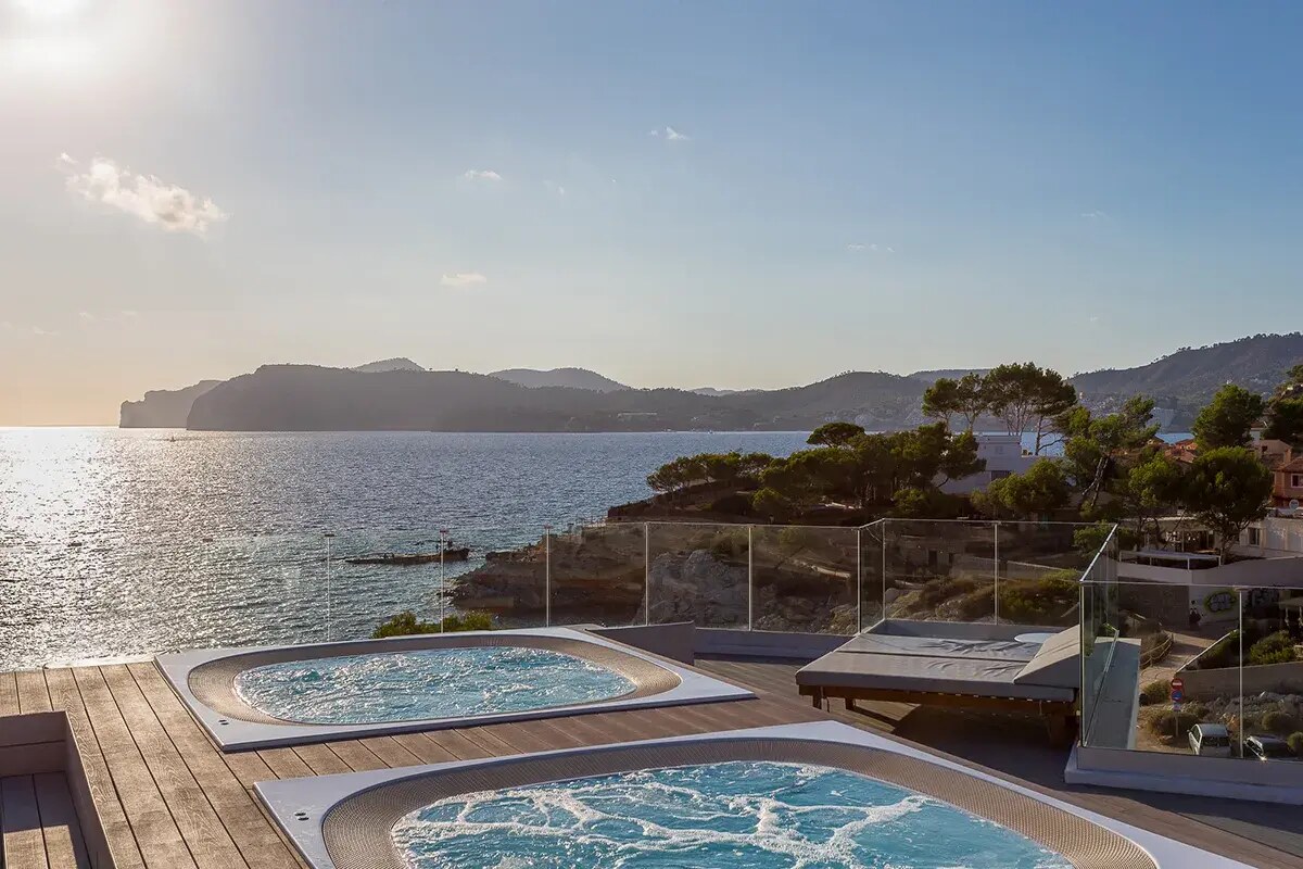 FERGUS Style Cala Blanca Suites photo 5