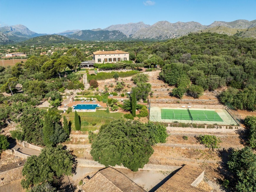 Finca Llenaire photo 3