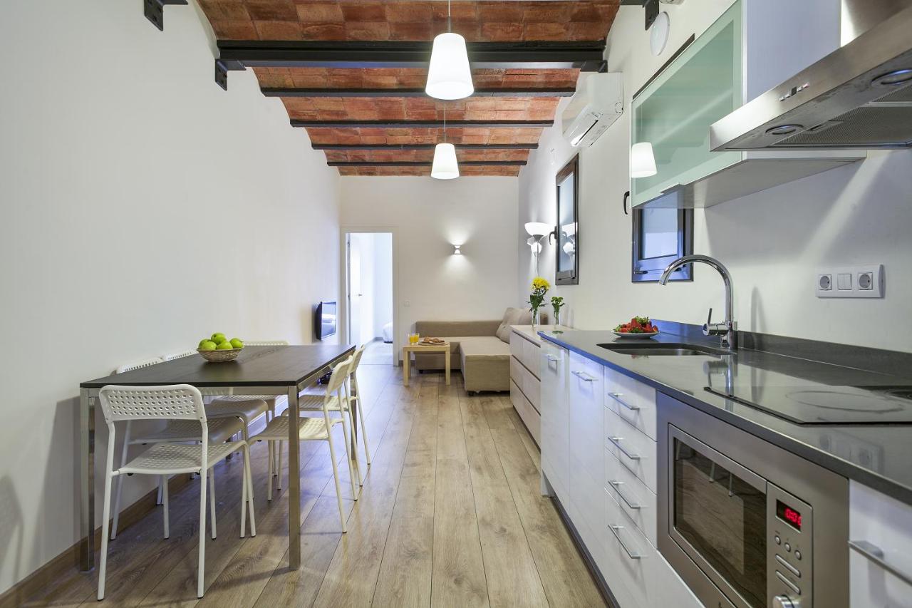 Fira Centric Apartments photo 4