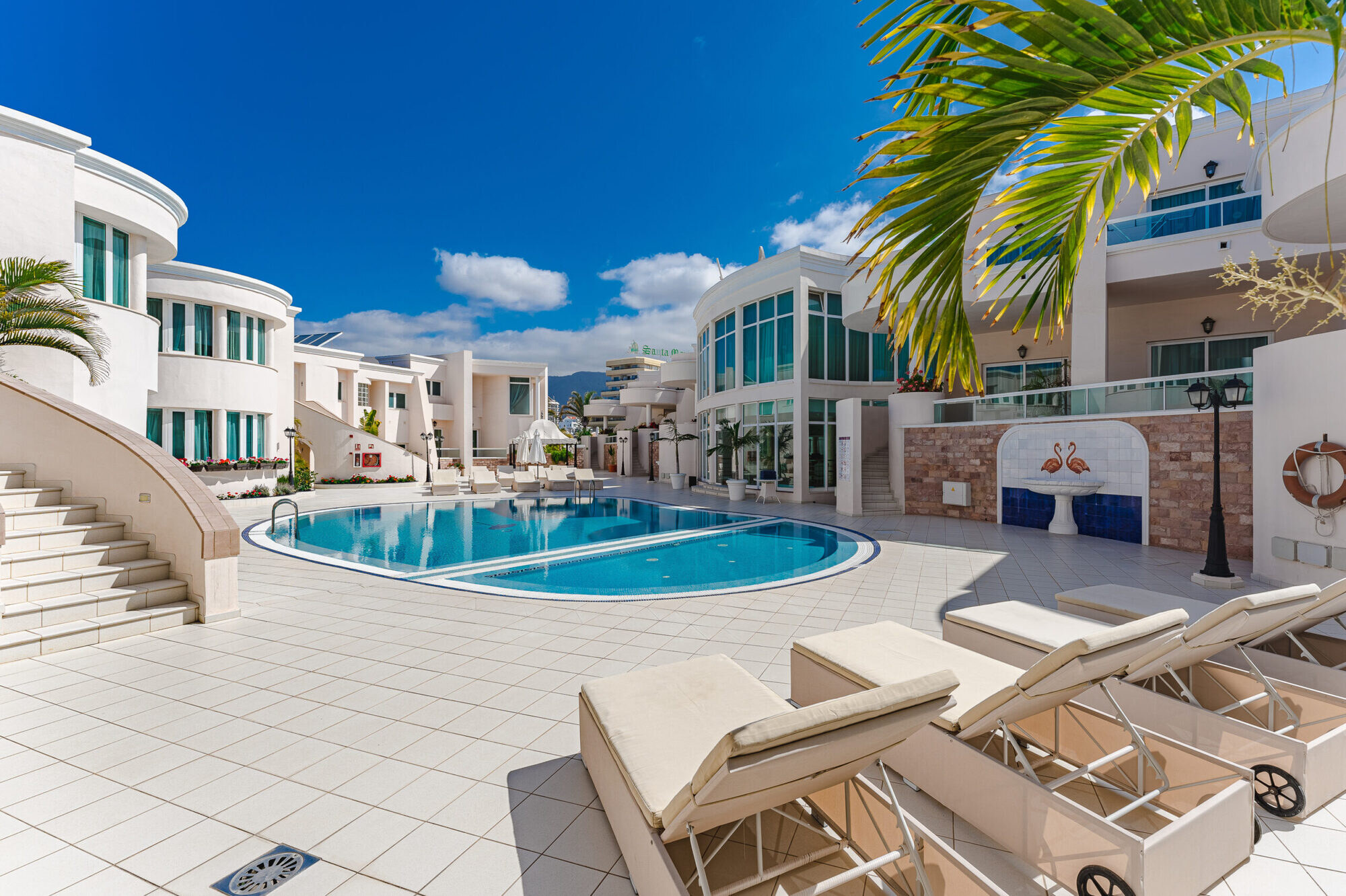Flamingo Suites Boutique Hotel photo 2