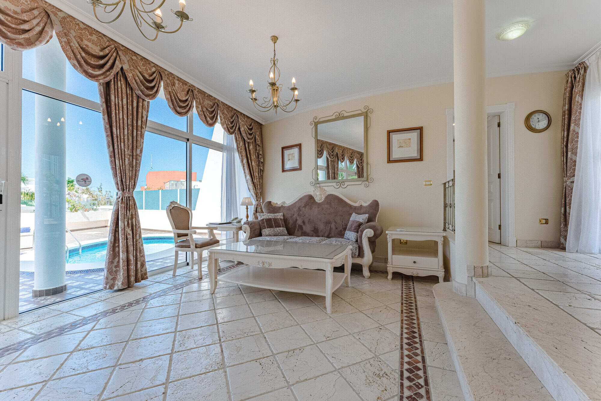 Flamingo Suites Boutique Hotel photo 7