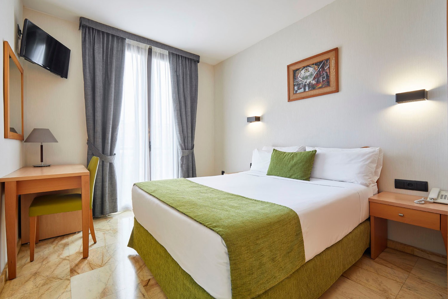 Flor Parks Hotel photo 1