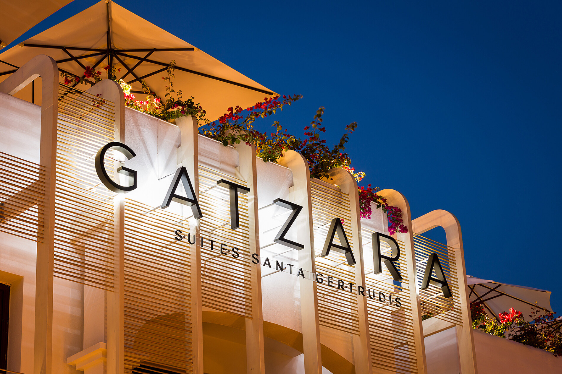 Gatzara Suites Santa Gertrudis photo 2