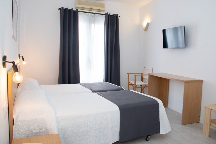 Geminis Hotel photo 6