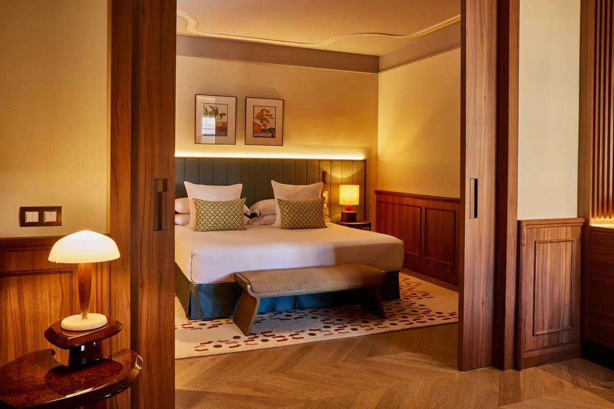 Grand Hotel Central photo 7