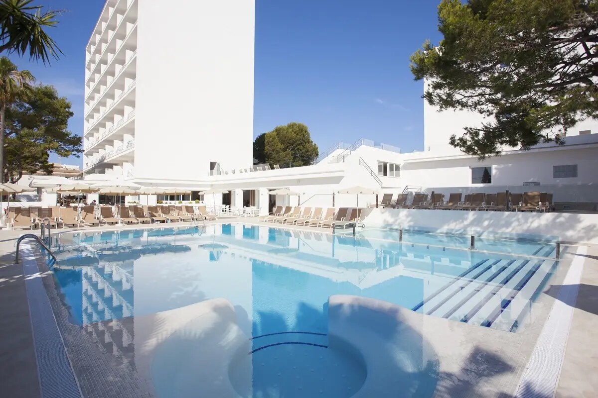Grupotel Farrutx photo 1