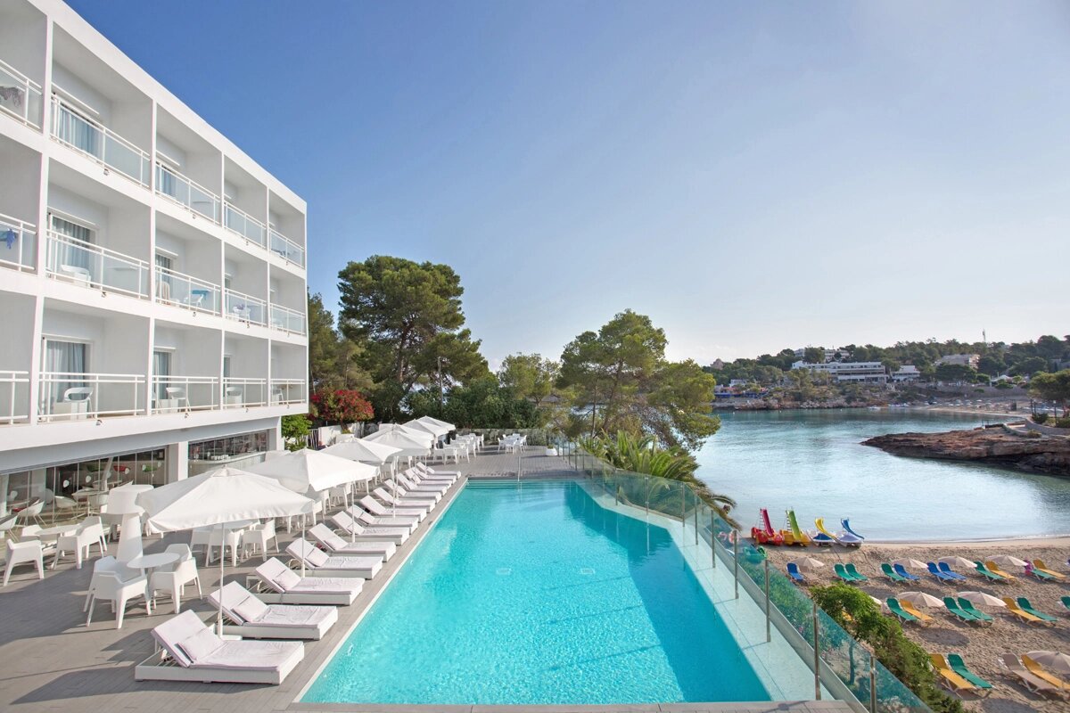 Grupotel Ibiza Beach Resort