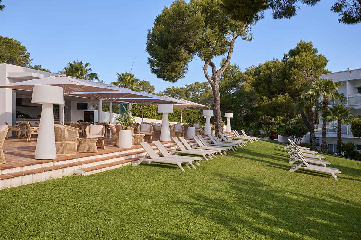 Grupotel Ibiza Beach Resort photo 4