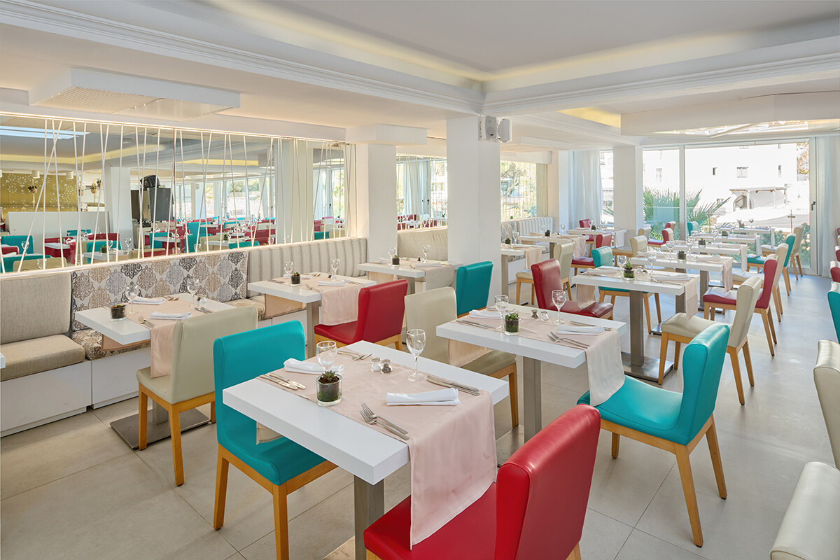 Grupotel Ibiza Beach Resort photo 6