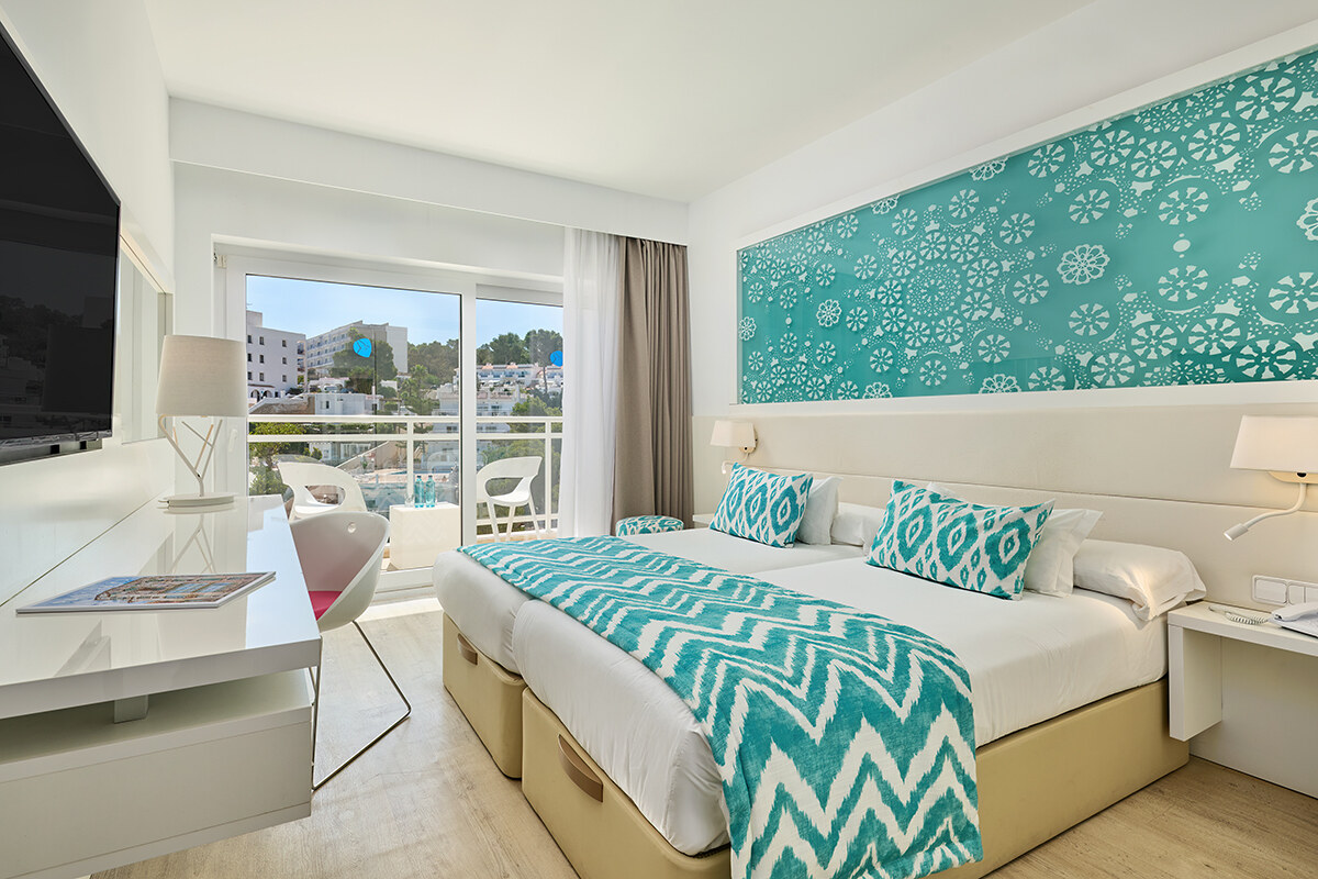 Grupotel Ibiza Beach Resort photo 9