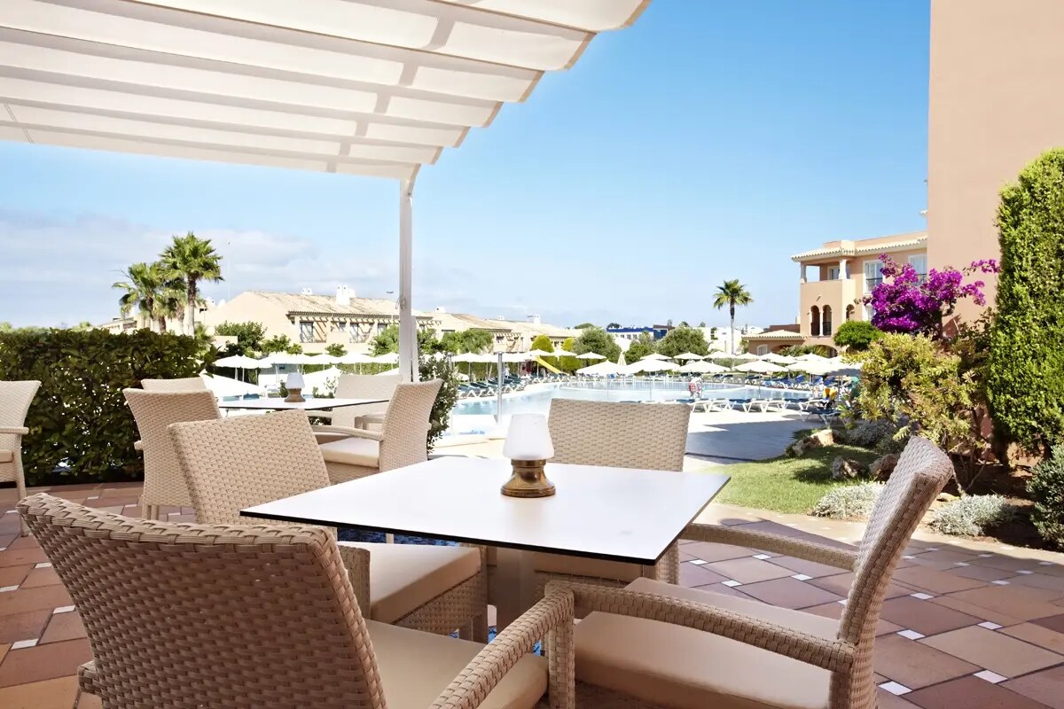 Grupotel Macarella Suites & Spa photo 2