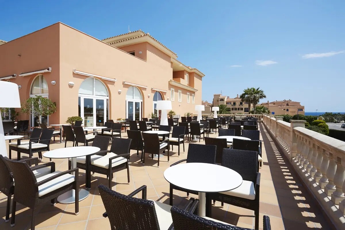 Grupotel Macarella Suites & Spa photo 4